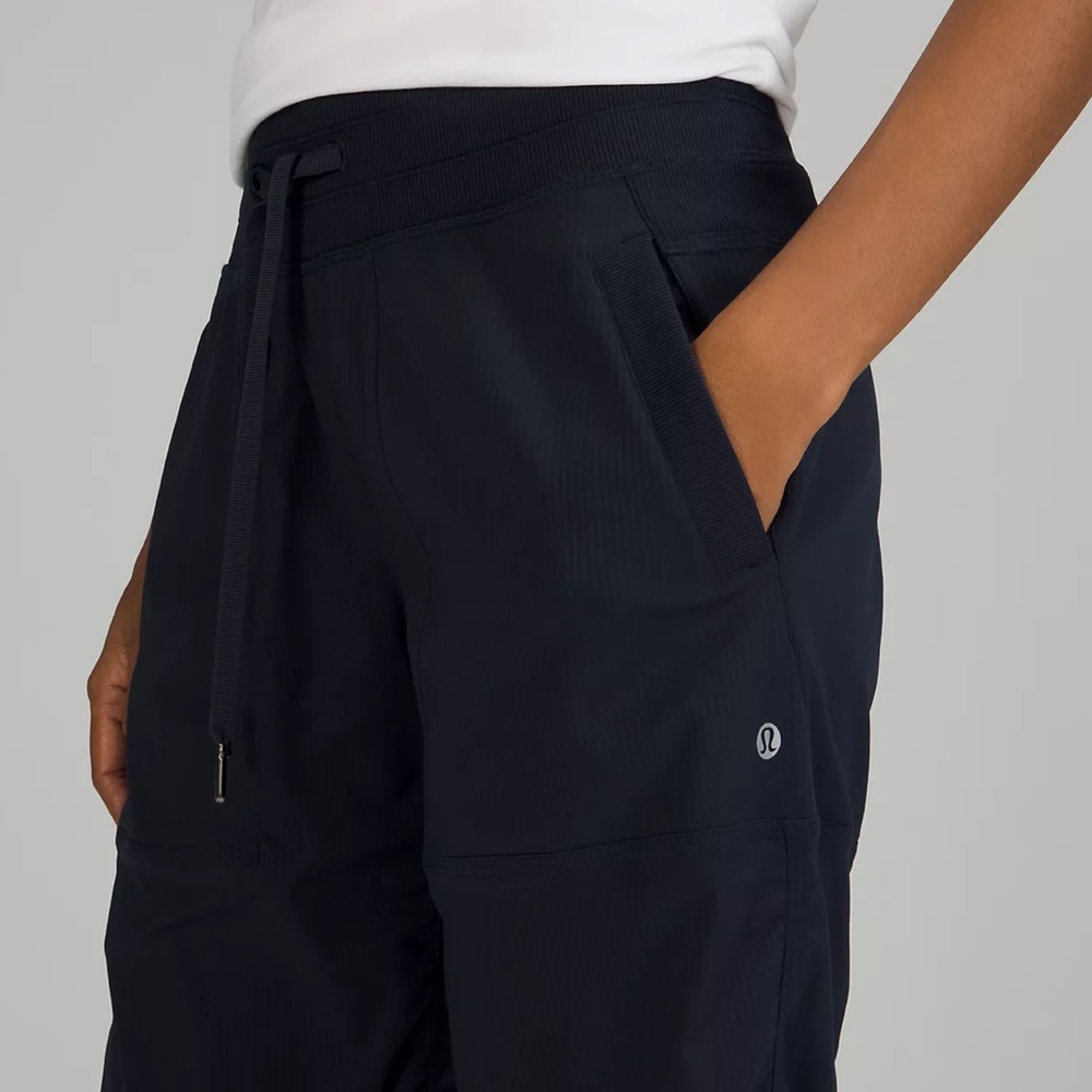 Lululemon Dance Studio Pant/jogger size 2